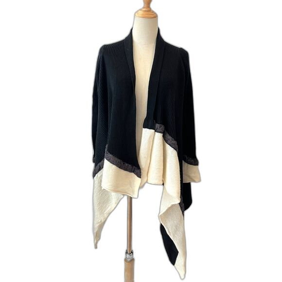 DikTons Barcelona Waterfall Cardigan Sweater Medium Merino Wool Black Cream - Picture 1 of 7